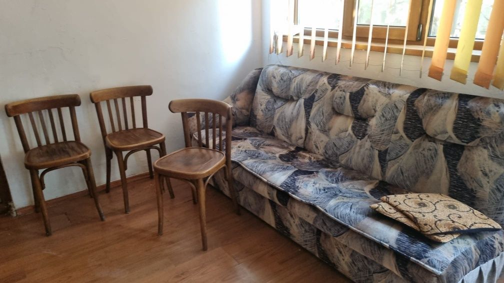 Închiriez casa în centrul Ploiestiului