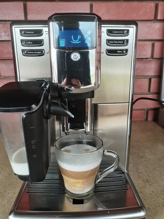 Espressor Saeco-Phillips Lattego
