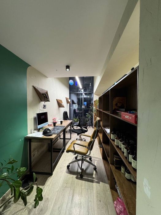 Срочно аренда офис Ганга Метро Гафур Гулям 176 кв м 1 этаж и 2 этаж