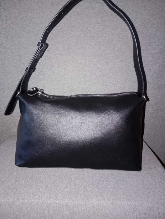 Чанта дамска. Естествена кожа. Черен.