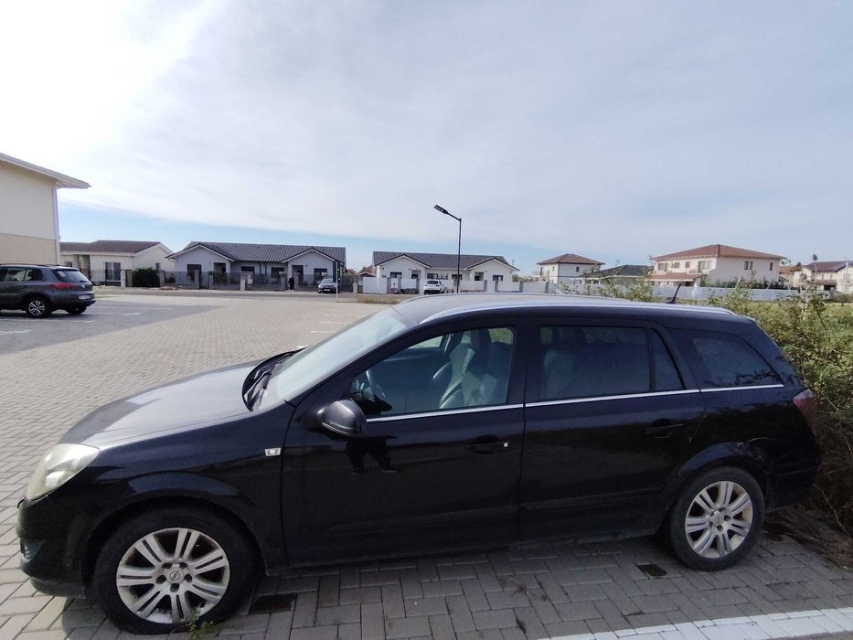 De vanzare Astra H 2009