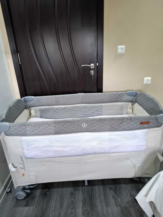 Сгъваема кошара на 2 нива