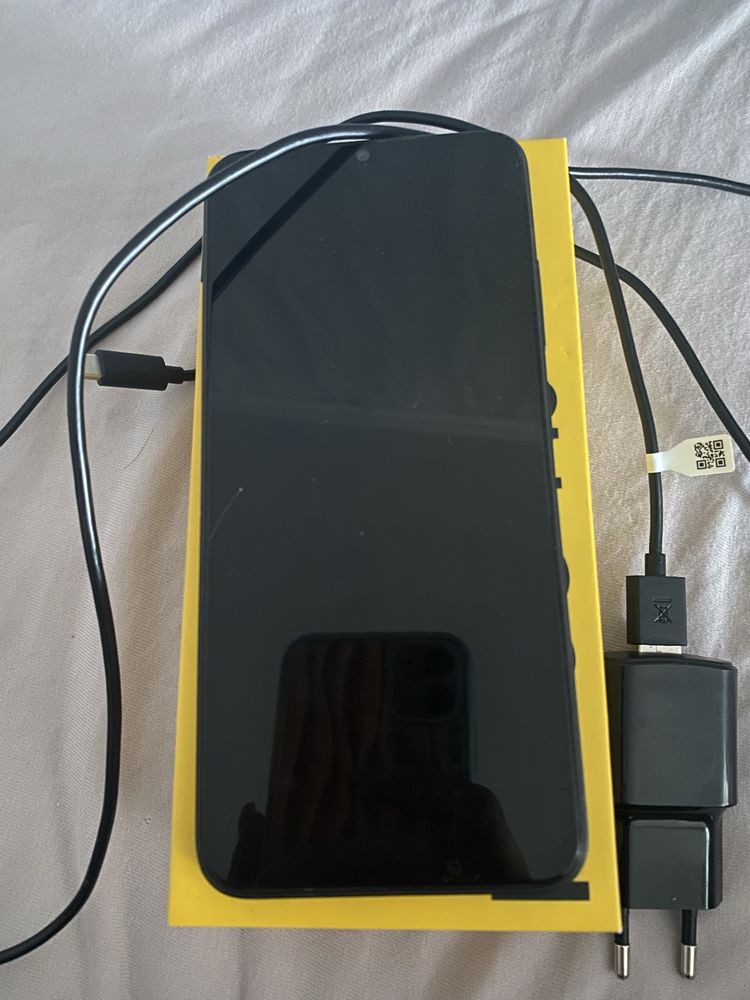 Продам смартфон poco M5