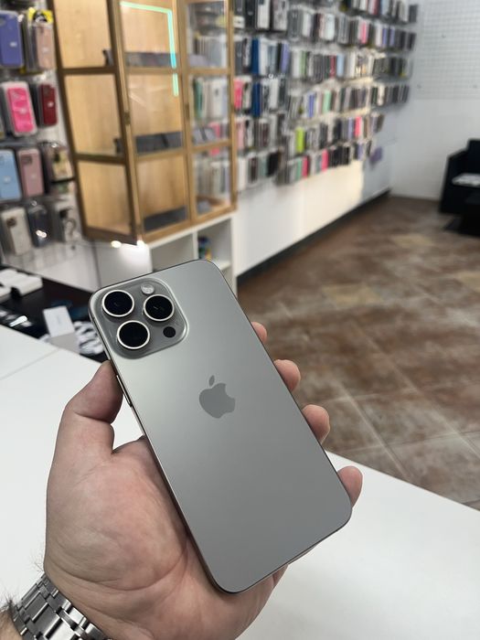 Iphone 15 Pro Max Silver / 256 Gb / 88% Baterie