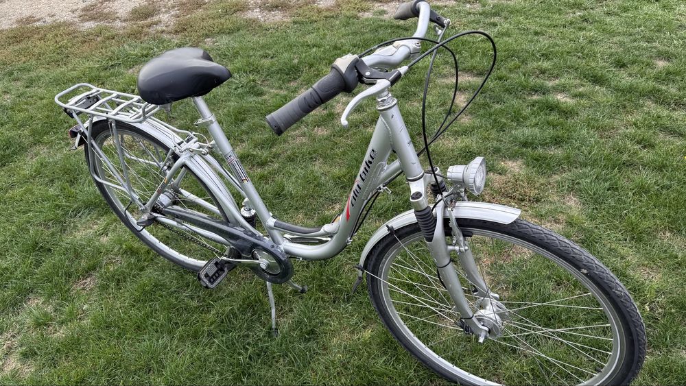Bicicleta de dama marimea 28