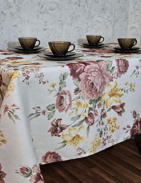 Турецкая скатерть на стол, защита
от влаги