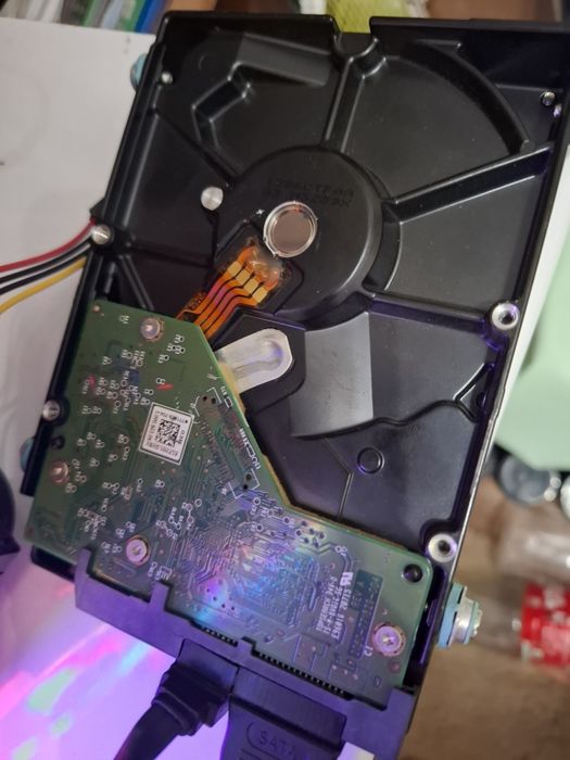 HDD 1TB ca nou funcționează perfect