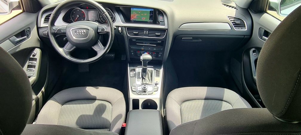 Audi a4 2013 luna 7 automata 2l diesel