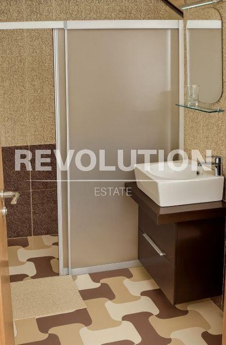 Дава се под наем Двустаен апартамент в Варна, ХЕИ - 65 кв.м за 500 € - Снимка #4