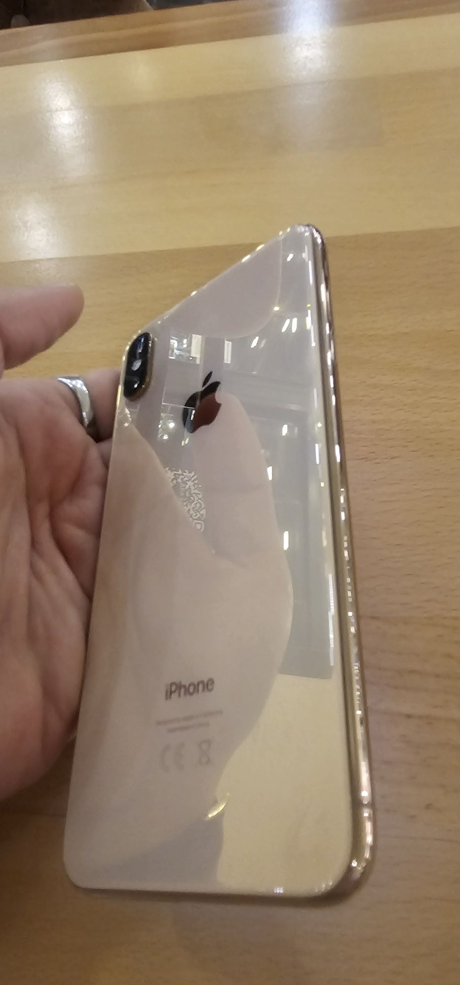 Iphone XS Max Gold, impecabil, ca nou, baterie 100% si originala