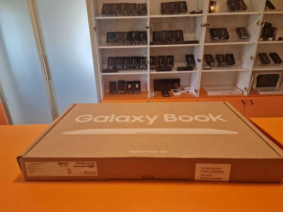 Samsung Galaxy Book4 360, Intel i7, 16 GB RAM, 512 GB 15,6" sigilat
