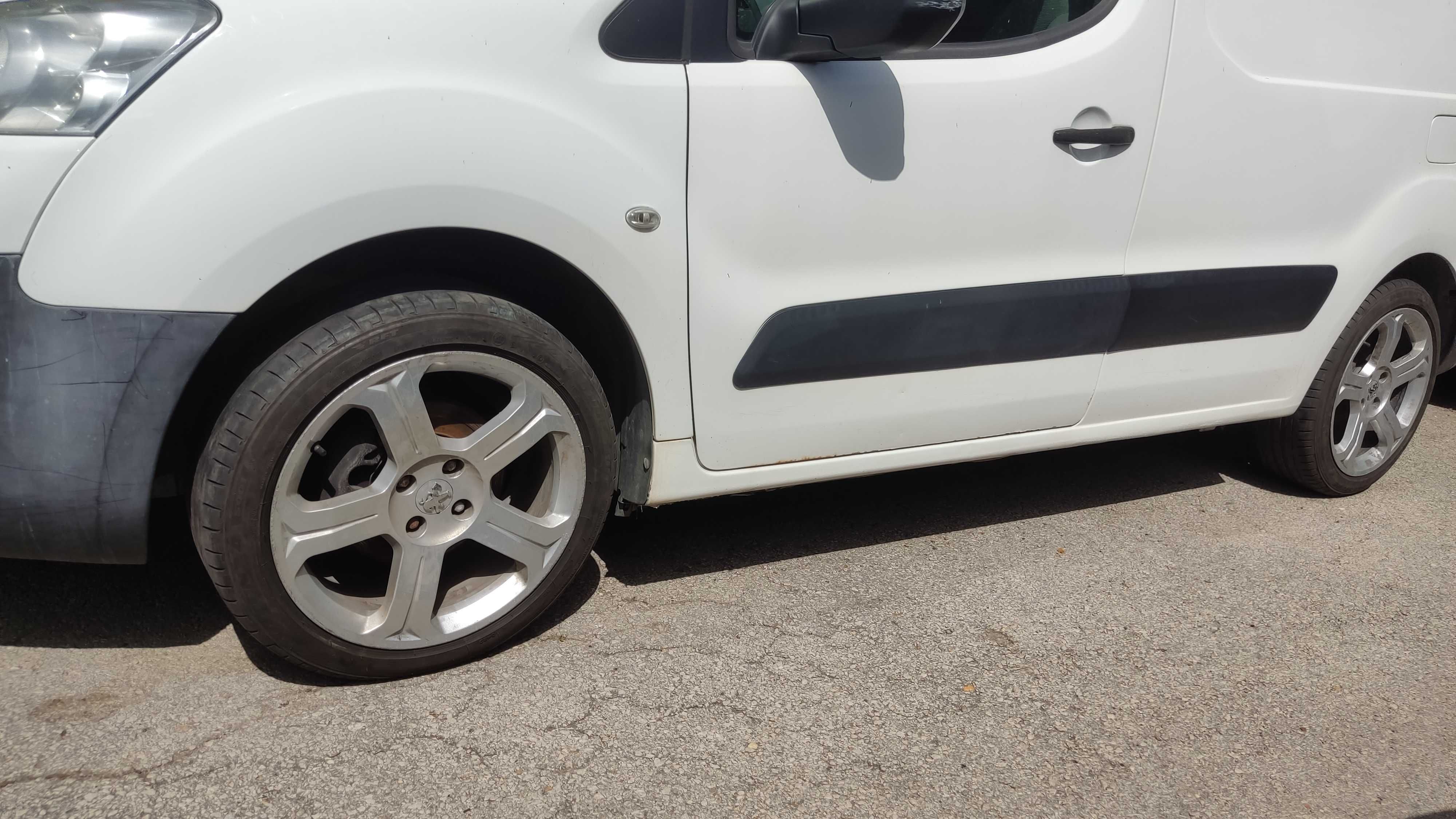 Peugeot Partner / Пежо Партнер 1.6VTI На части
