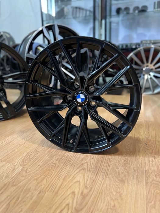 Jante Roti BMW 18 R18 BMW F10 F11 F30 F31 F32 F12  F07 GT F02 F01 X3 X4 cu o mica problema