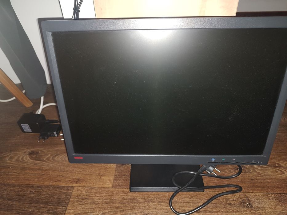 Televizor LCD Teletech 80cm /monitor Lenovo