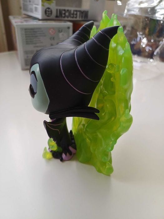 Funko Pop Disney Maleficent Special Limited Edition Glow in the Dark