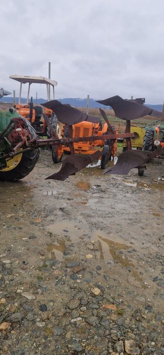 Plug reversibil 2 brazde