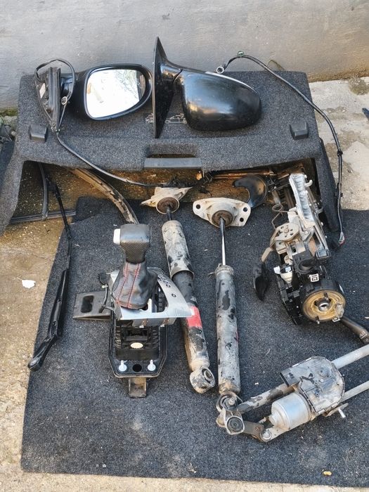 Dezmembrez volkswagen eos