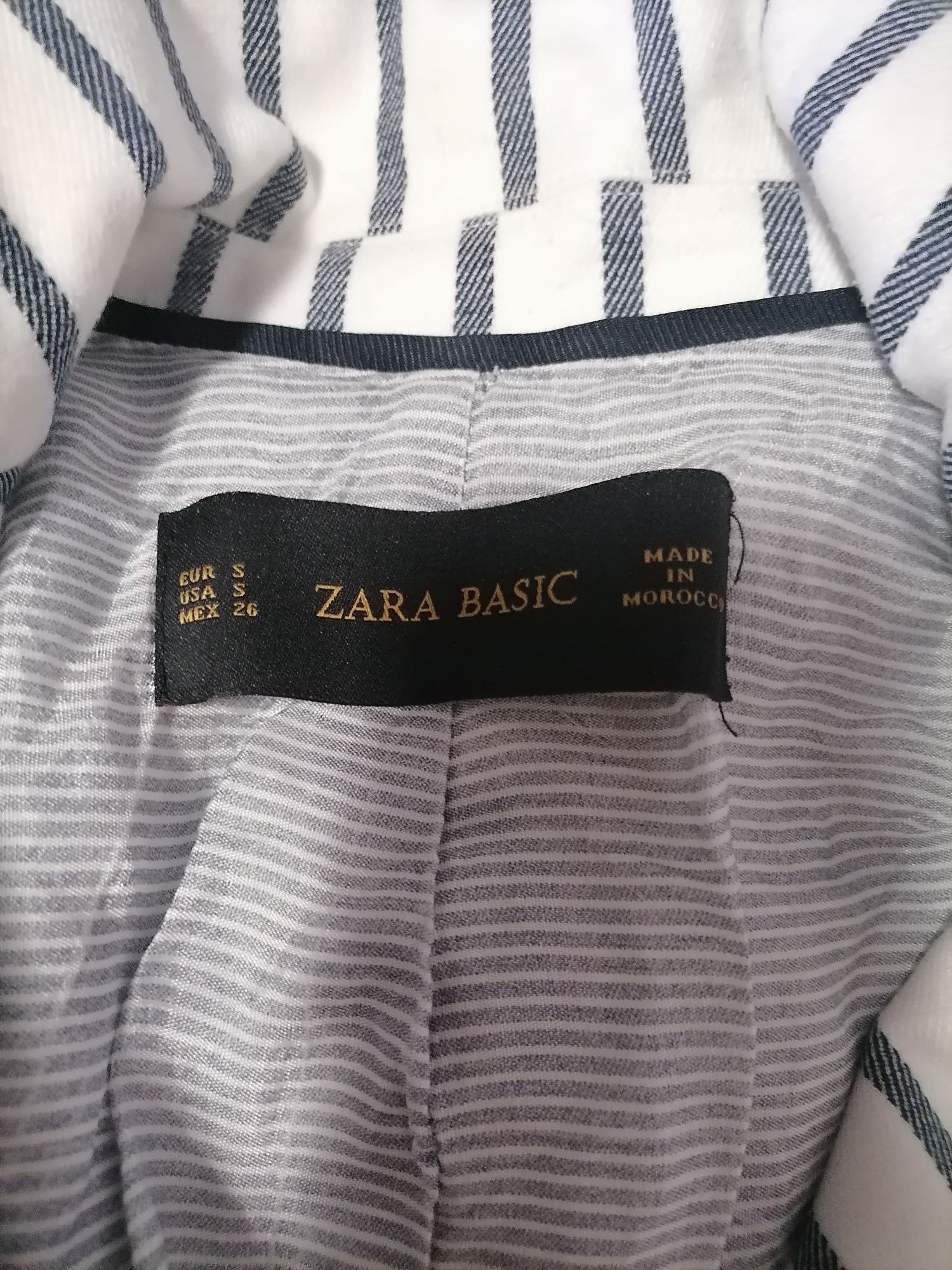 Продавам дамско сако ZARA