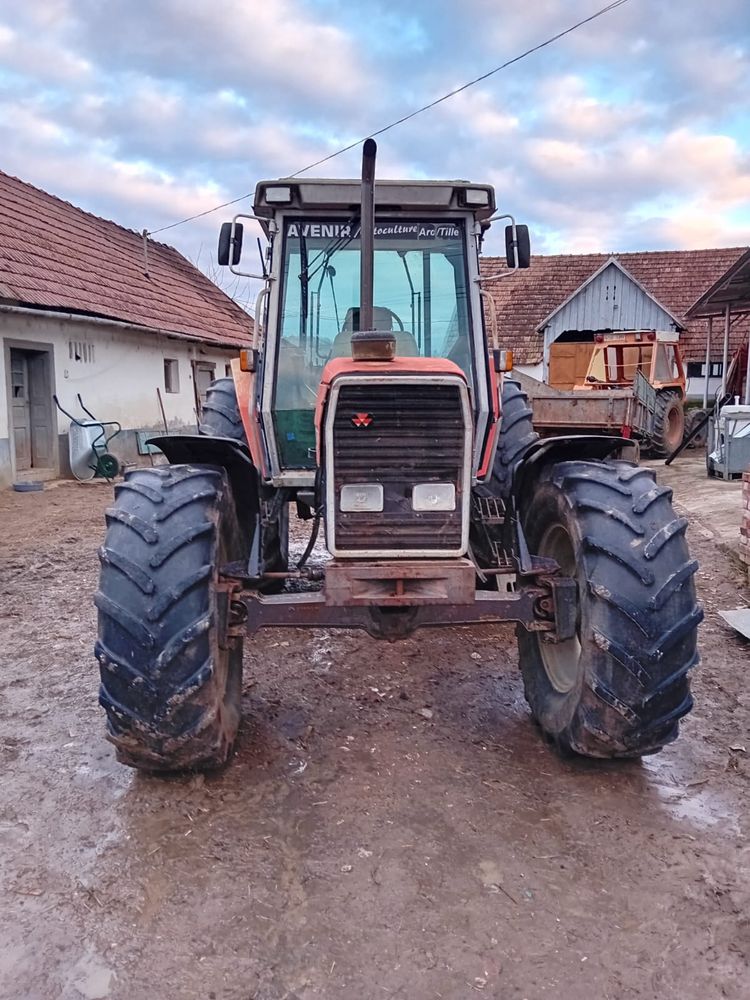 Dezmembrez Tractor Massey Ferguson 3080