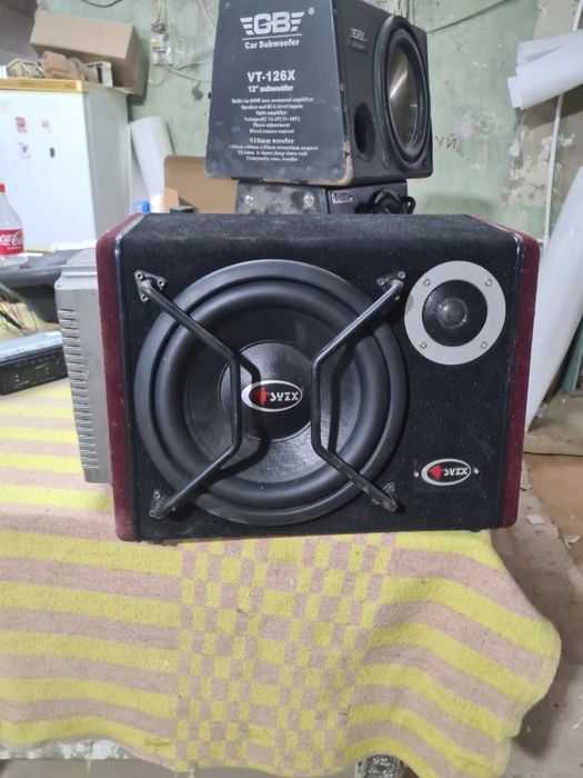 Сабвуфер JVC в хорошем состоянии