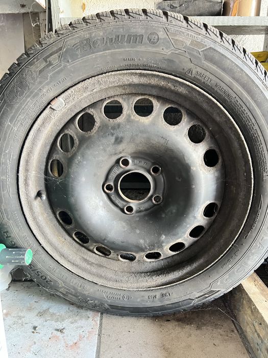 Jante si cauciucuri iarna 205/55/R16
