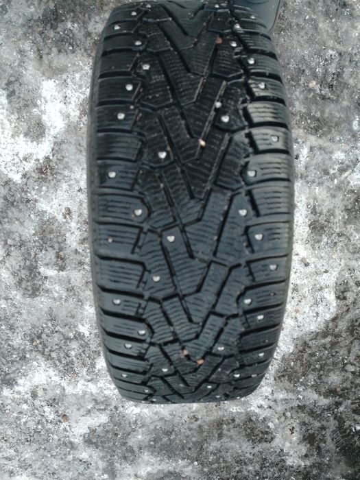 Продам шины зимние