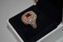 INEL AUR ROZE 18K + Diamante =3.15ct + Rubin =0.60ct -De firma -14100e