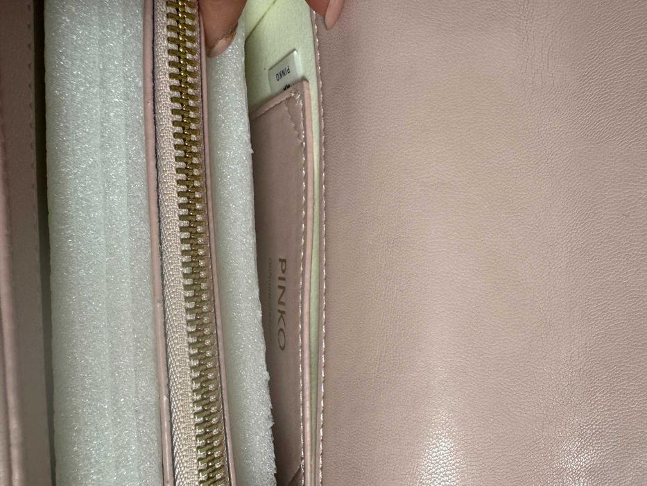 Чанта PINKO естествена кожа