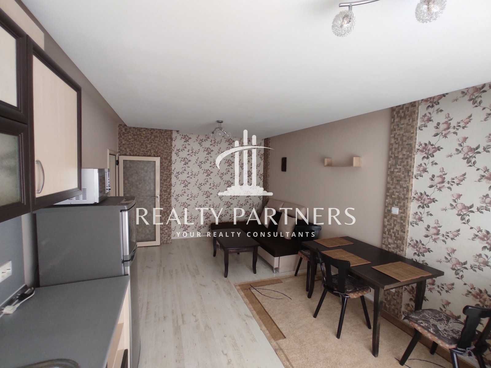 Продава 1-стаен апартамент - кв. Изток, гр. Перник