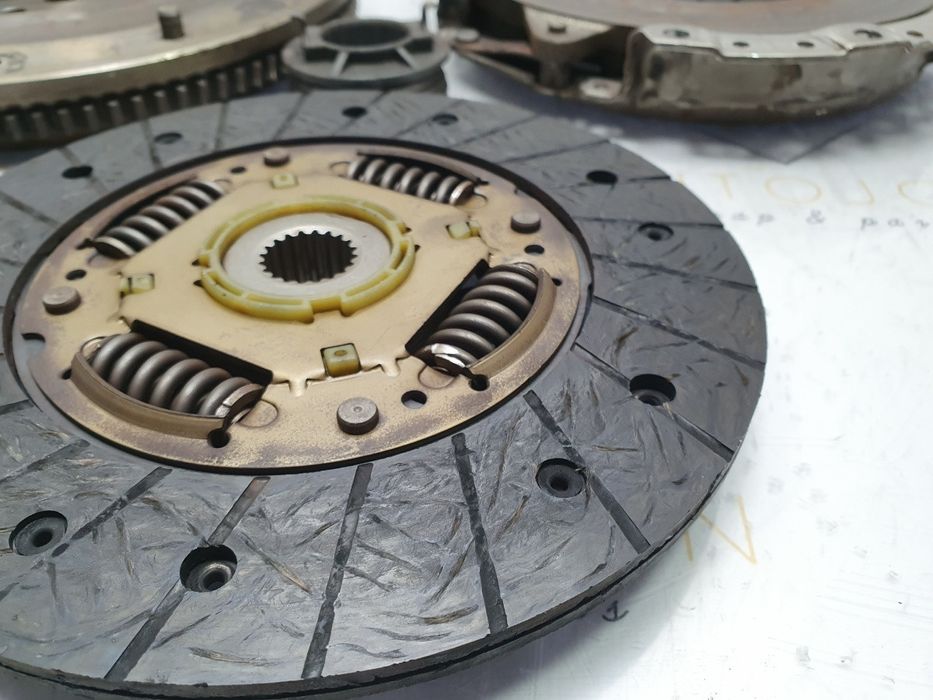 Kit ambreiaj HYUNDAI ACCENT II (LC) [ 1999 - 2006 ] Valeo OEM 41300226