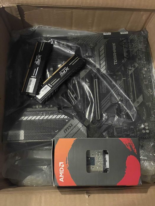 Kit Ryzen 5 5600x, 16GB RAM, MSI MAG B550 TOMAHAWK