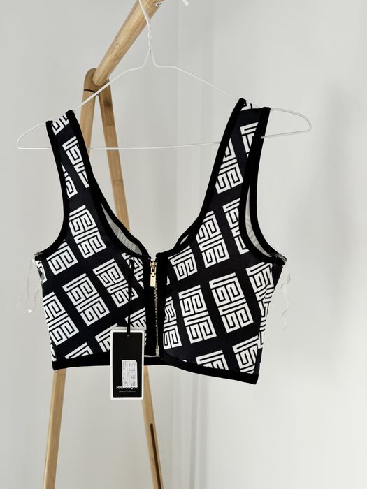 Комплект от две части- пола и потник