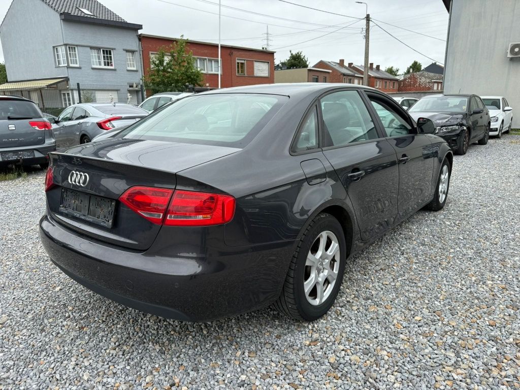 Audi A4 b8 limuzina/2009/2.0 tdi