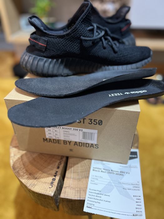 Yeezy 350 Black Red BRED