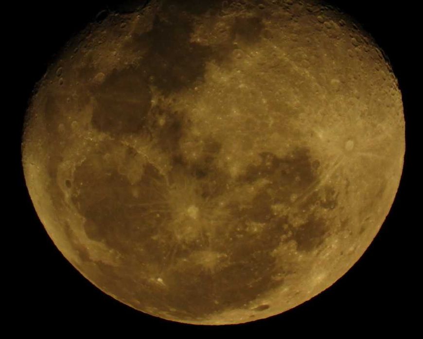 Фотоапарат NIKON P1000 16 MP,  125X zoom, 24-3000 mm, 4к видео