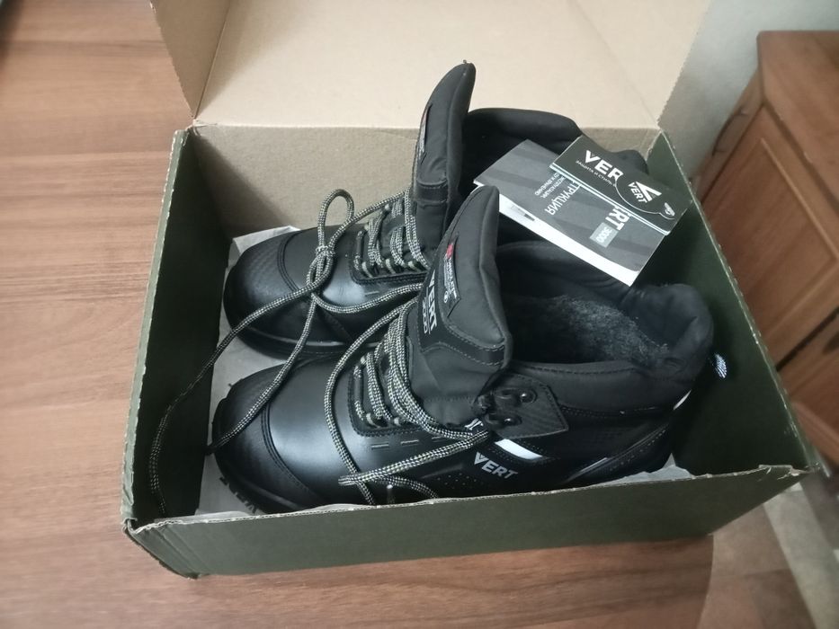 Рабочие ботинки зимние