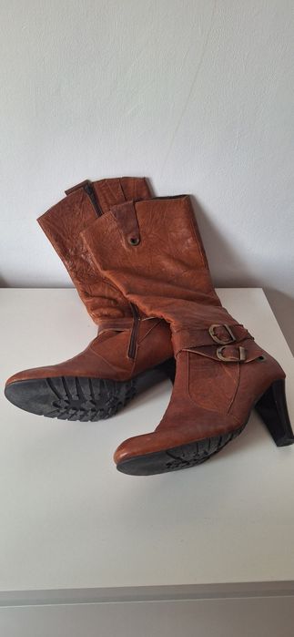 Високи ботуши от естествена кожа, българско производство