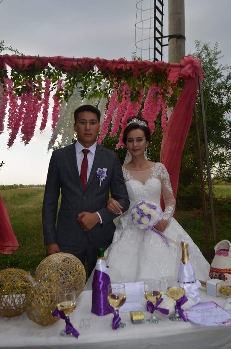 Шикарное Свадебное платье Продаю свое счастливое