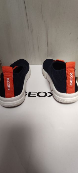 Adidași plasa Geox mărimea 31 purtați foarte puțin