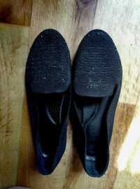 Женская обувь б/у, 37 размер, цвет  темно-синий.