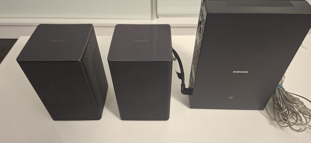 Soundbar Samsung HW-Q70T + kit sateliți