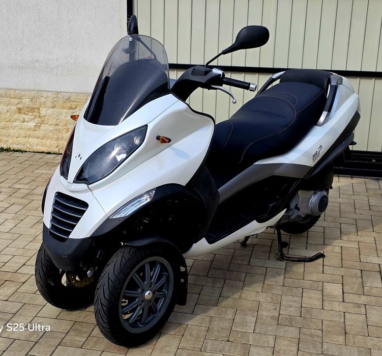 Vand Piaggio mp3 250 cc