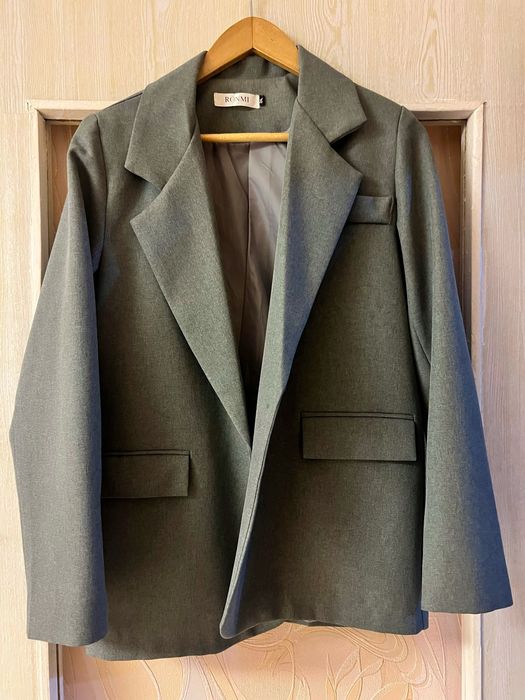 Продам женский пиджак