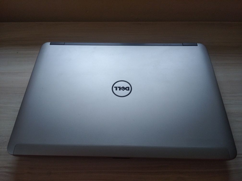 Dell E6440 I7 нова батерия