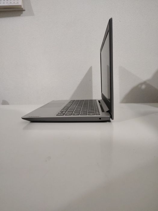 Laptop Lenovo idealPad Slim 1-11AST-05