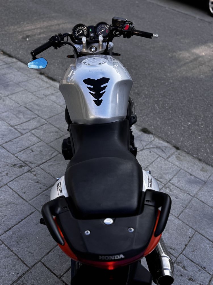 Honda CBF 600 Hornet