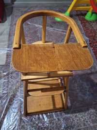 Scaun de masa din lemn