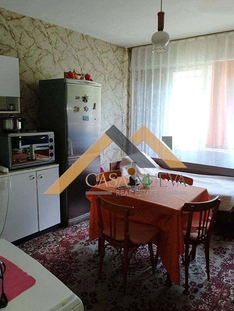 Продава се Тристаен апартамент в Перник, Тева - 89 кв.м за 950 €/кв.м - Снимка #8