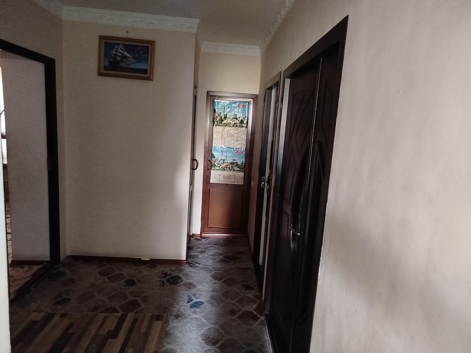 Qarshi shahrida Uy sotiladi