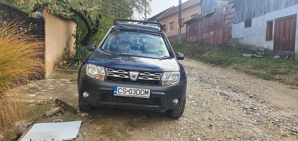 Dacia Duster autoutilitara pickup